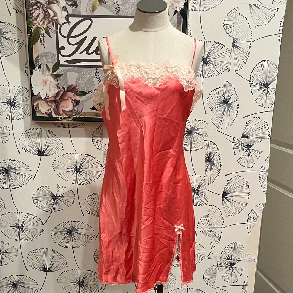 Victorias Se Rey L Pink Lace Trim Slip gown